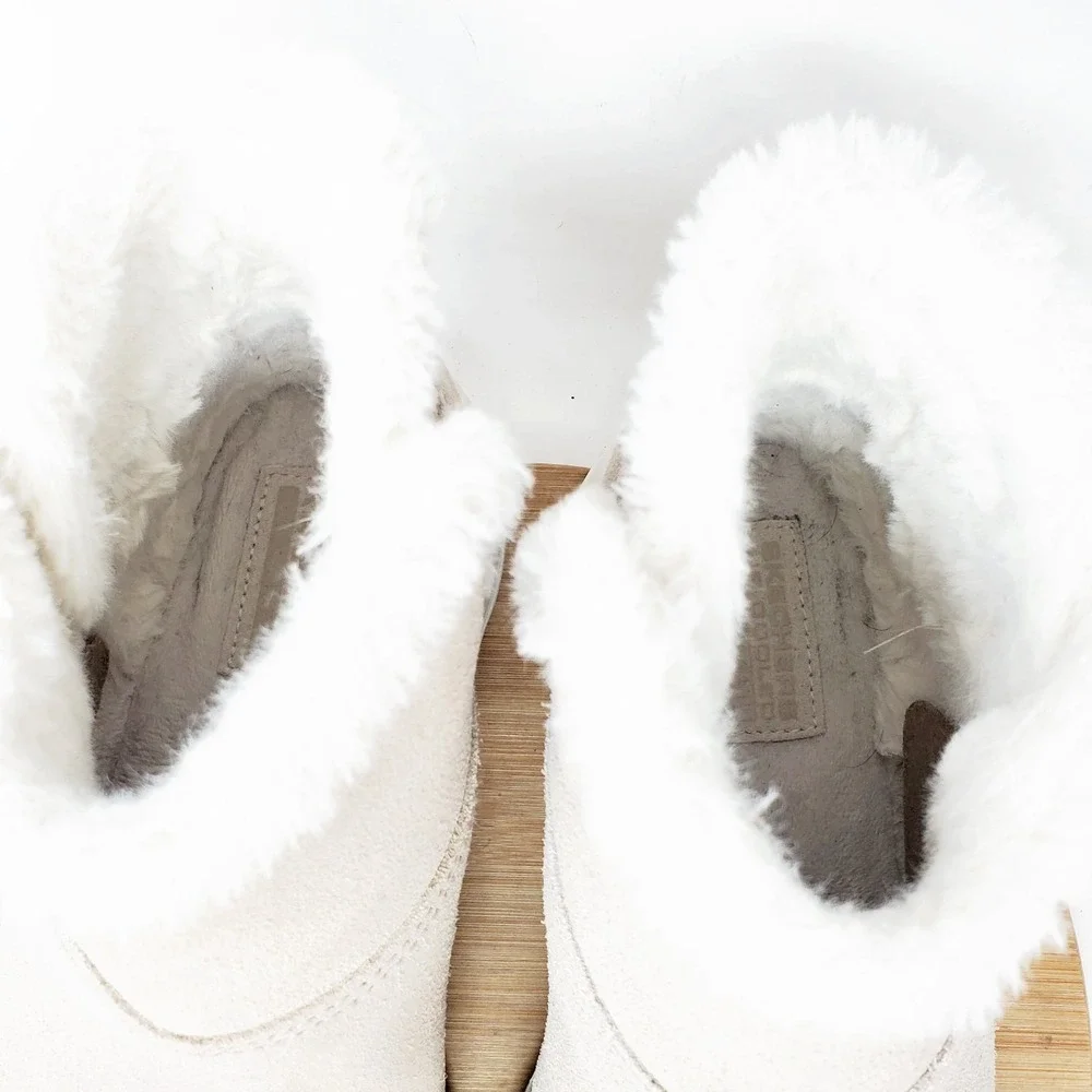 Skechers Ankle Boots Womens 8.5 On The Go Joy Bundle Up Lined Comfort Shoes